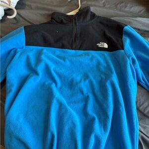 The North Face Black and Blue Men's Pullover
